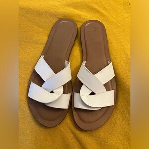Women’s shoes